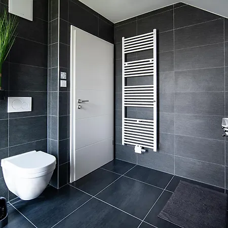 Blauer Stein 7a Haus - 6 Wohnungen, 15 Schlafzimmer