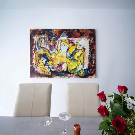 Blauer Stein 7a Haus - 6 Wohnungen, 15 Schlafzimmer アパート *